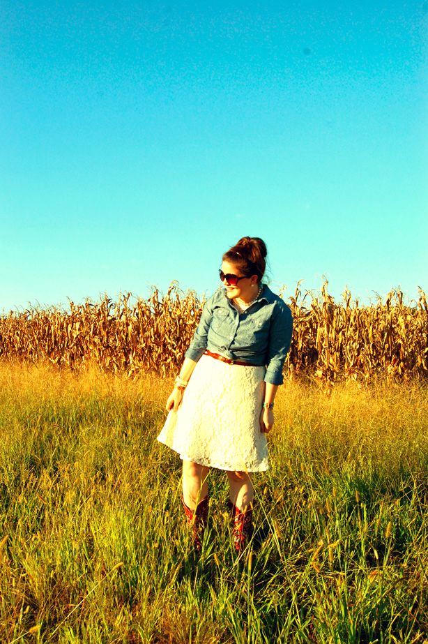 still being molly: lace dress, polka dot chambray, & shyanne cowboy boots (3)