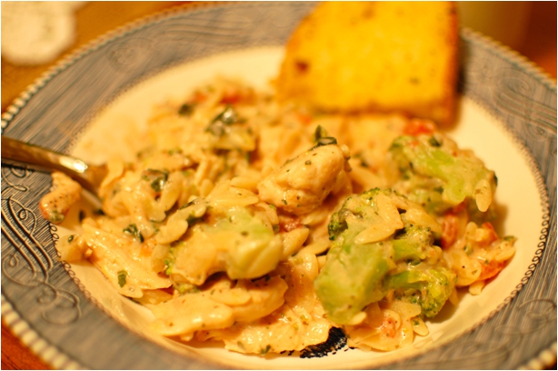 RECIPE: Easy Creamy Orzo Pasta with Chicken and Broccoli Dinner