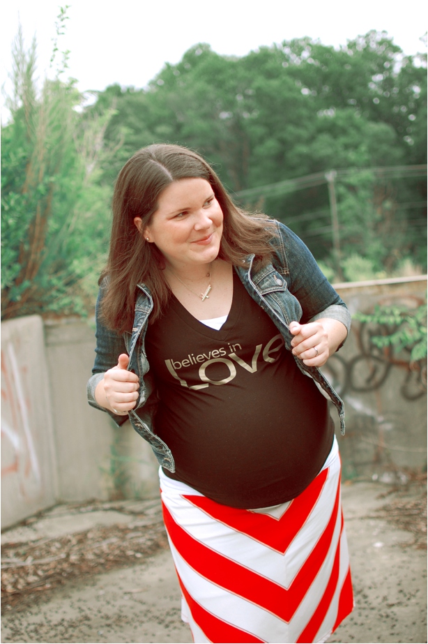 third trimester maternity fashion: chevron skirt, Believe in Love graphic tee, denim jacket