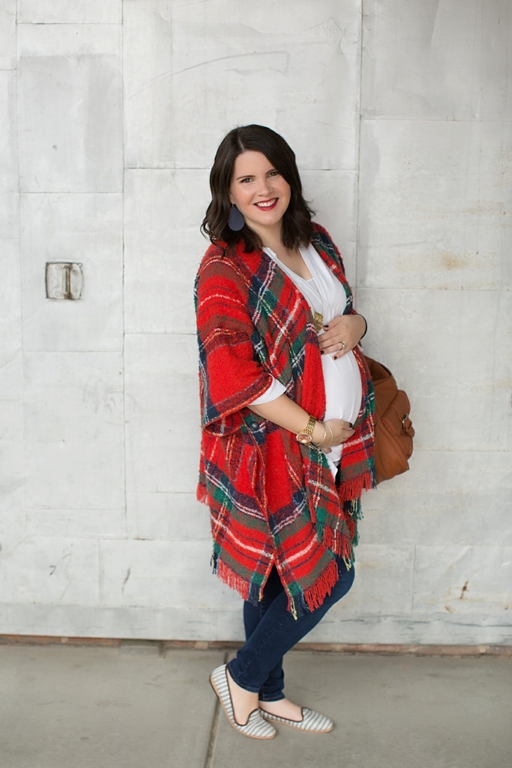 A Tartan (or is it just plaid?) Poncho on a Pregnant Lady | still being ...
