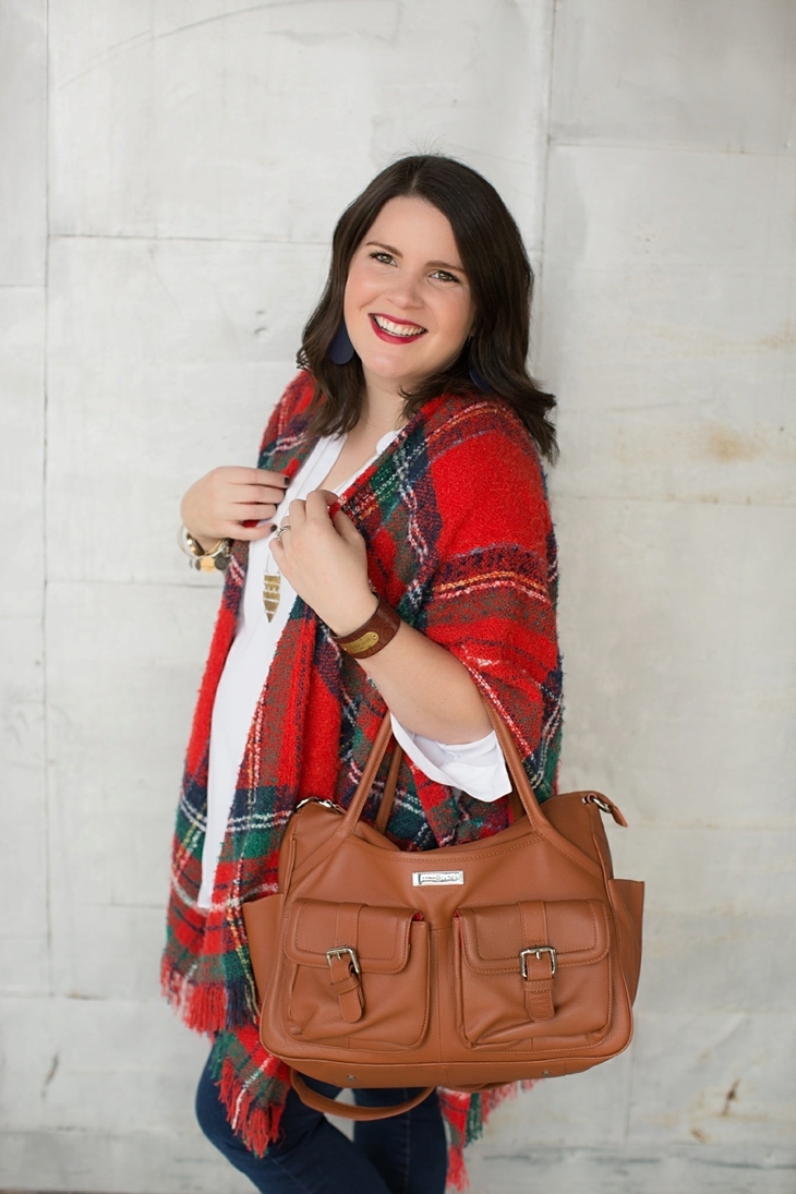A Tartan (or is it just plaid?) Poncho on a Pregnant Lady | still being ...